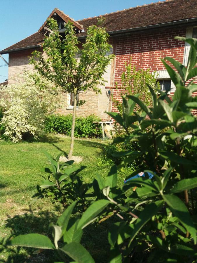 Campagn'Arts Bed & Breakfast Villechétif Eksteriør bilde